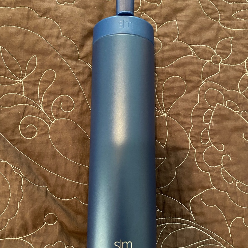 Simple Modern Mesa 24 oz - Picture 2 of 5